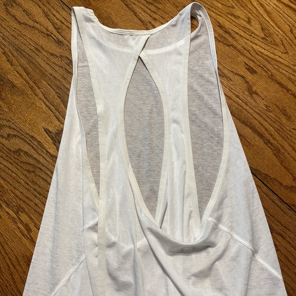 Lululemon white cross tie tank - Picture 2 of 2
